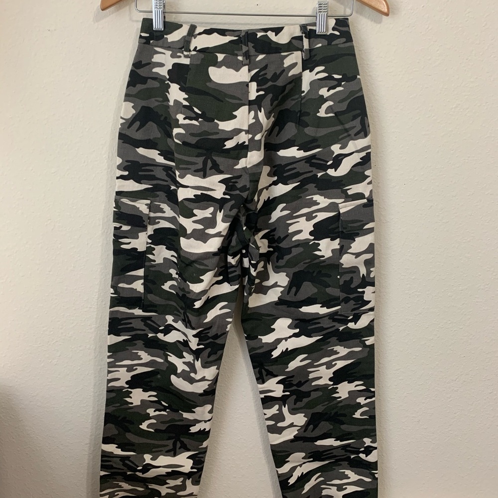 PRETTYLITTLETHING CAMO PANTS
